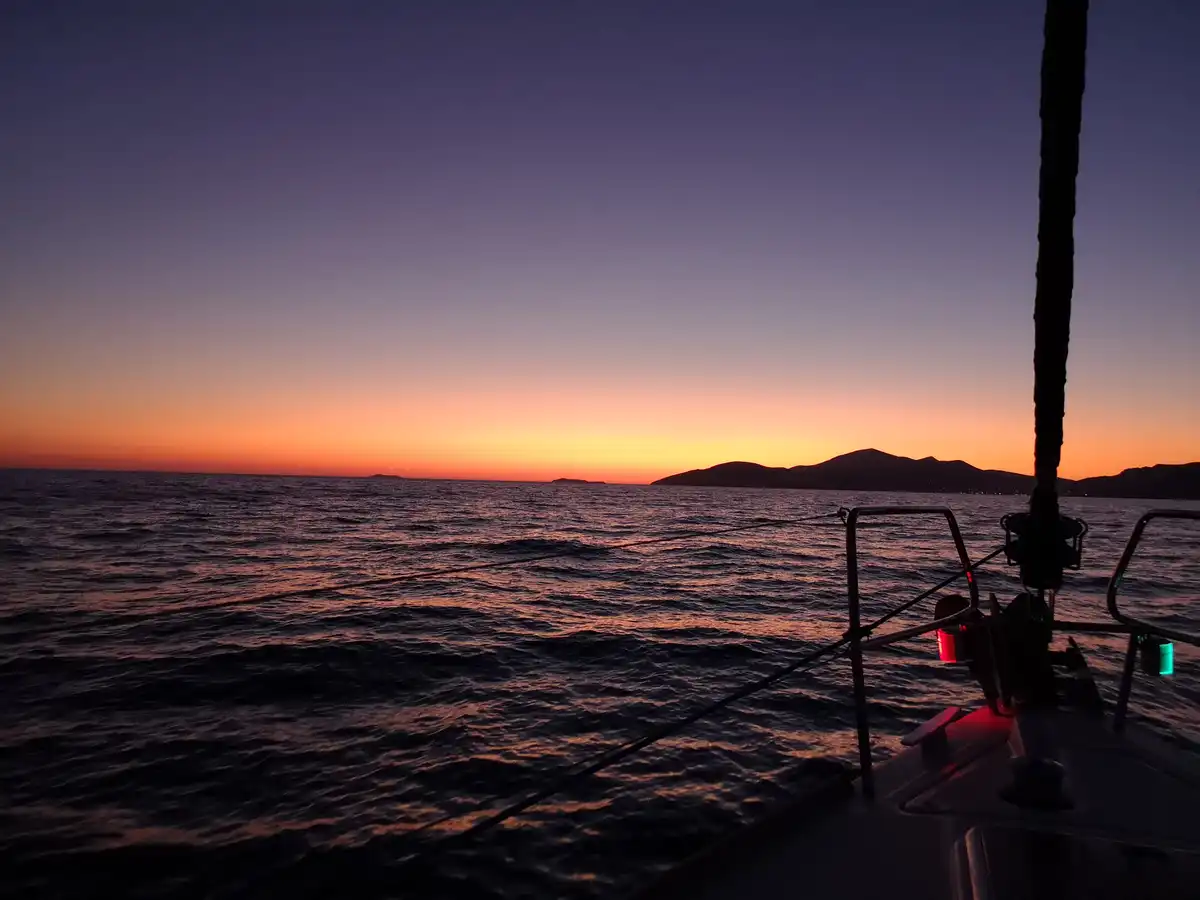 Голубая Бездна, дельфины и ныряющие улитки – отчет о фридайвинге с яхты в Греции