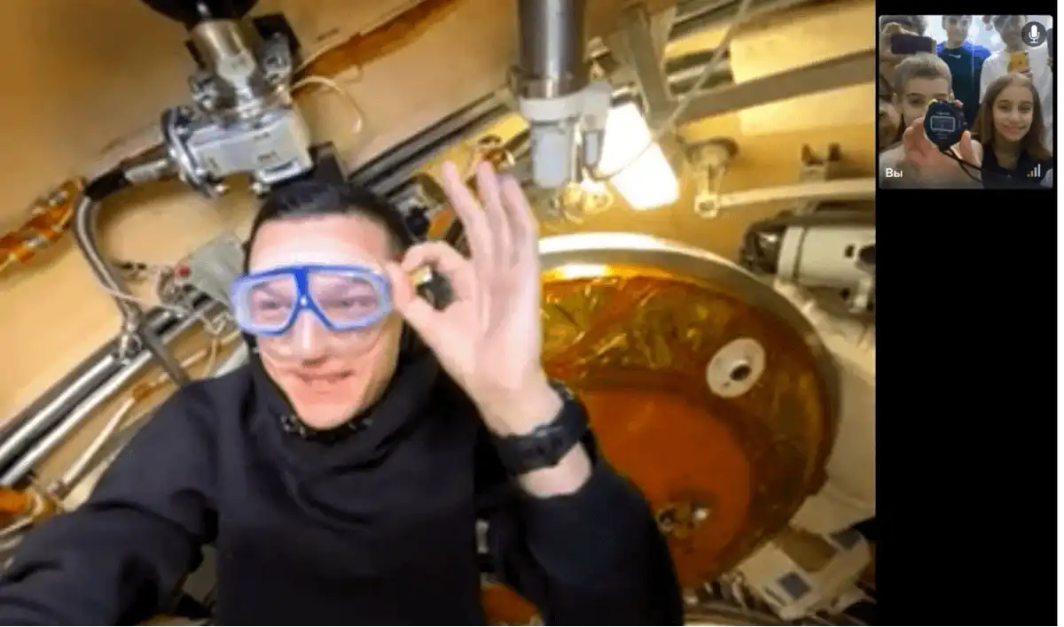 Подводный Новый Год Aqualibrium 2023-2024. Космонавт Константин Борисов делает статику на МКС